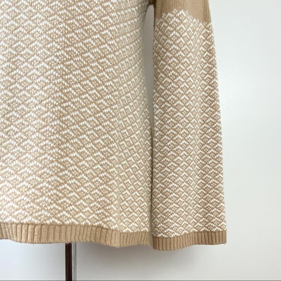 Ann Taylor Mock Neck Pullover, L - Picture 5 of 9